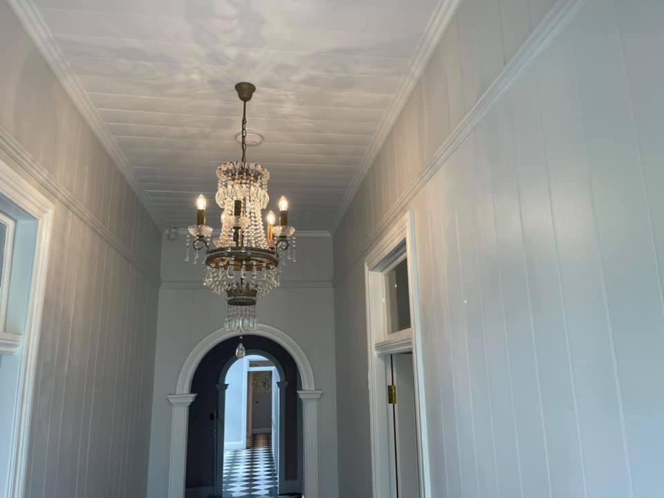 Vintage pendant for classic Queenslander in Paddington Thumbnail